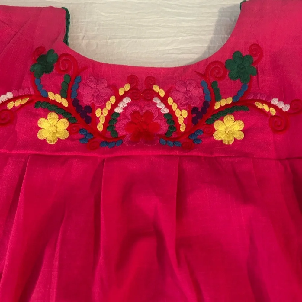 Embroidered pullover dress in bright pink – BEAUTIFUL! - Picture 8 of 13
